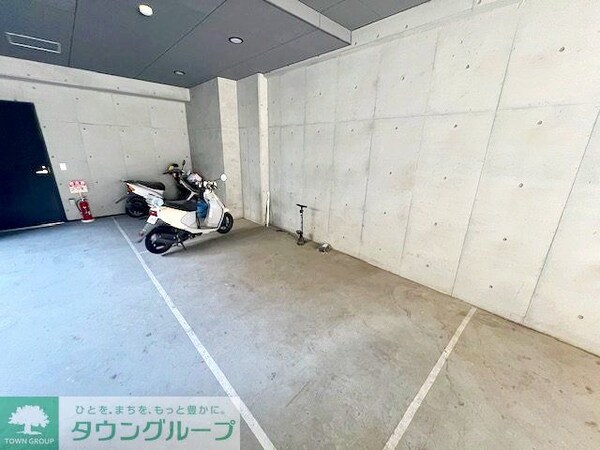駐車場(駐車場)