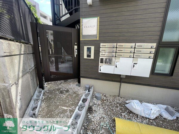 エントランス(庭)