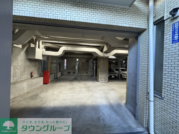 駐車場(エントランス)