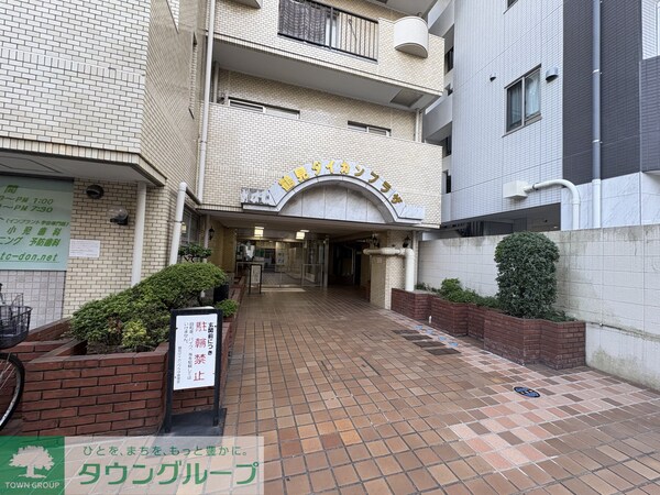 エントランス(エントランス)