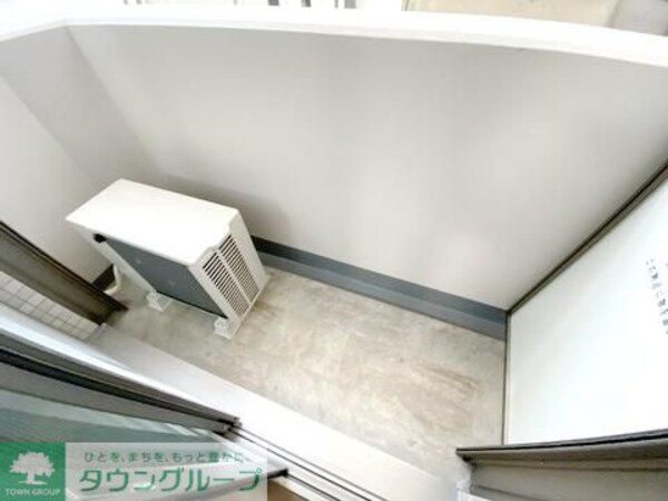 バルコニー(同シリーズ)