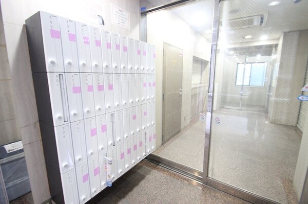 設備(エントランス)