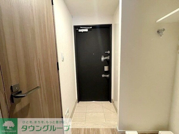 玄関(お問合せは(株)タウンハウジングレジデンス事業部【03-…)