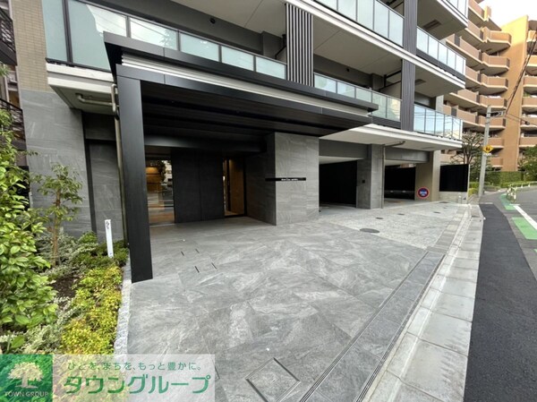 エントランス(エントランス)