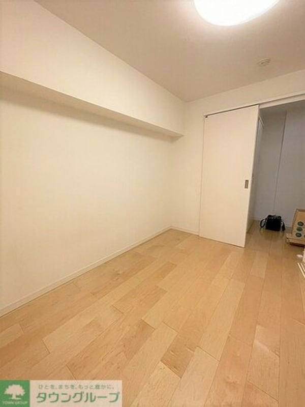 その他(洋室約４．５帖　※内装前)