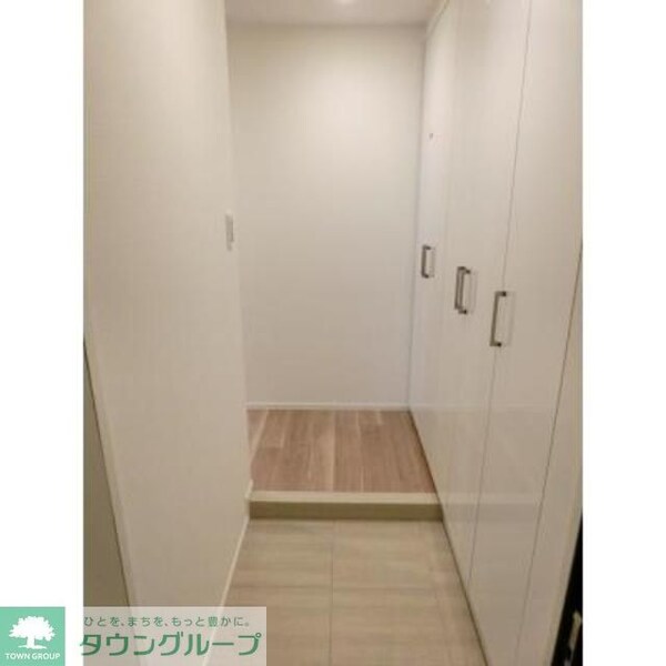 玄関(※写真は同タイプ住戸です。)