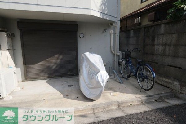 設備(駐車場)