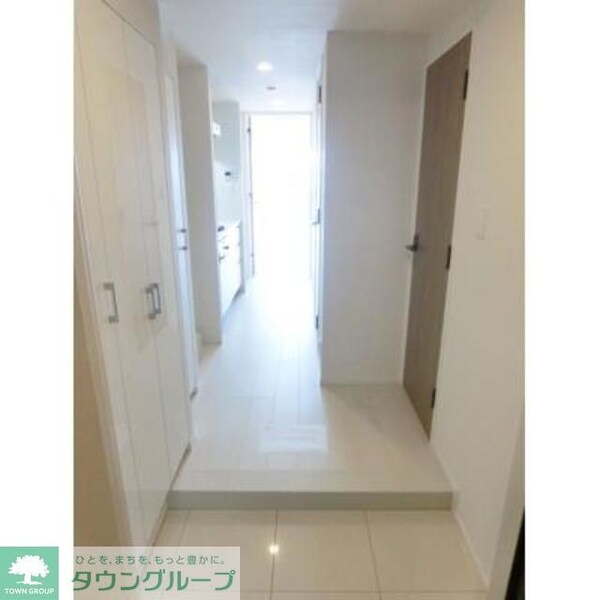 玄関(※写真は同タイプ住戸です。)