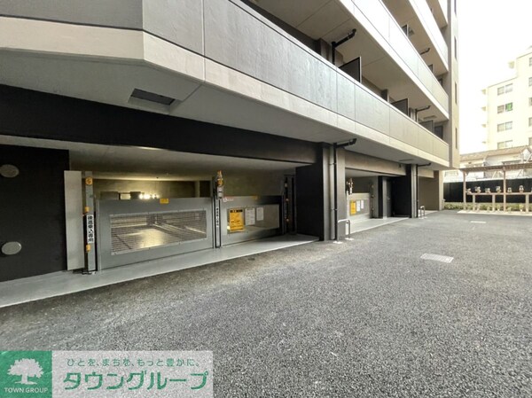 駐車場(エントランス)