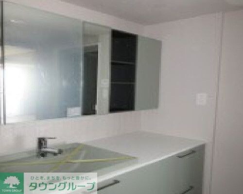 物件内観写真6　(洗面台)