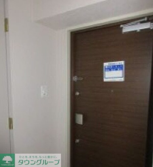 玄関(玄関　※2025年10月10日撮影)