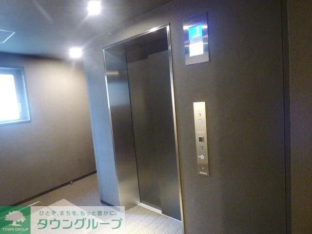 物件内観写真13　(エレベーター)