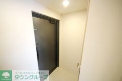 物件内観写真17　(玄関)