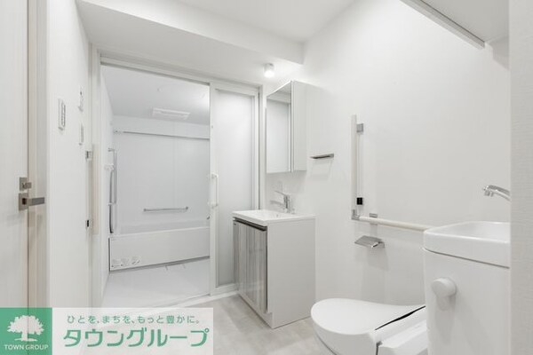 洗面(Cタイプ2023年3月撮影 同タイプ801号室の写真です。)