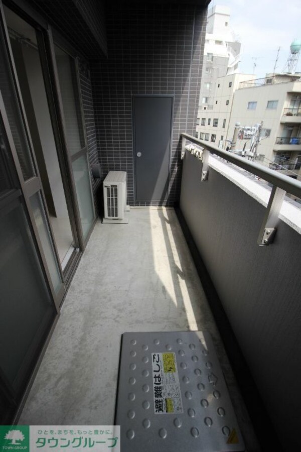 バルコニー
