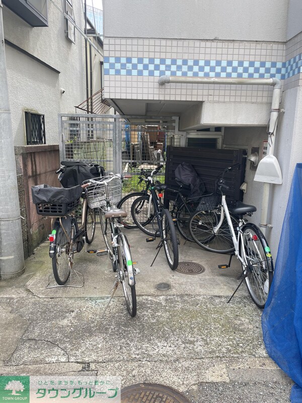 駐車場(駐車場)