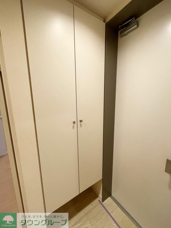 玄関(収納)