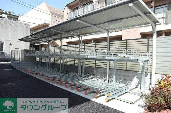 駐車場(内見の予約先は【タウンハウジング中野店】です★)