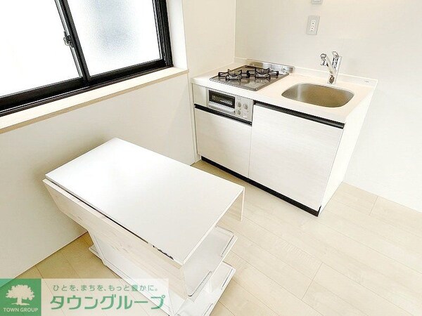 キッチン(お問合せは(株)タウンハウジングレジデンス事業部【03-…)