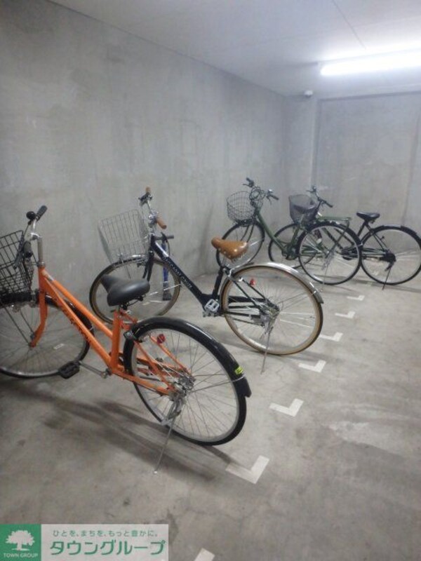 駐車場(駐輪場)