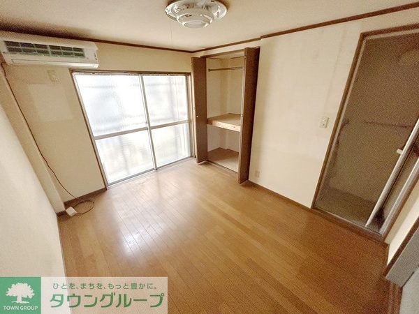 リビング・居室(別部屋参考写真)