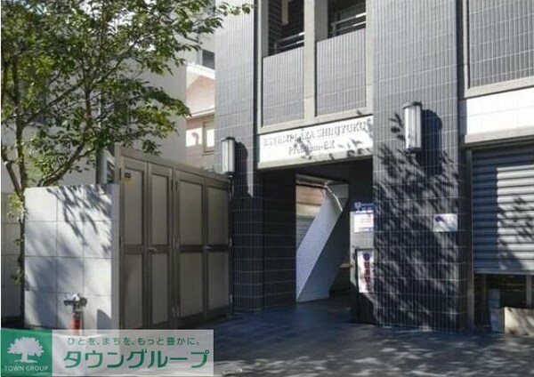 エントランス(エントランス)