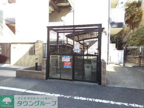 設備(ゴミ置場)