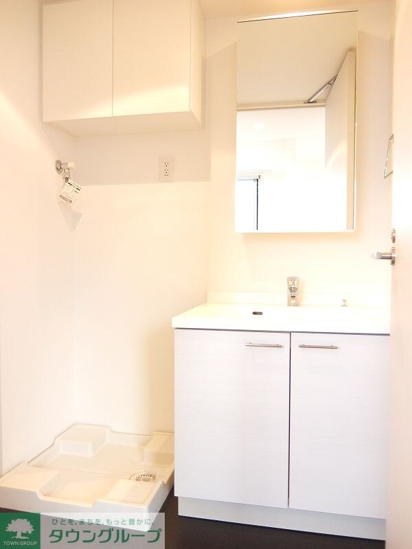 洗面(洗濯機置き場※参考写真)