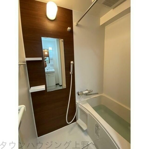 バス／シャワールーム等