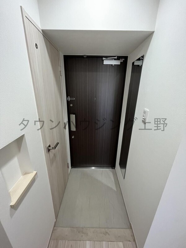 玄関(設備)