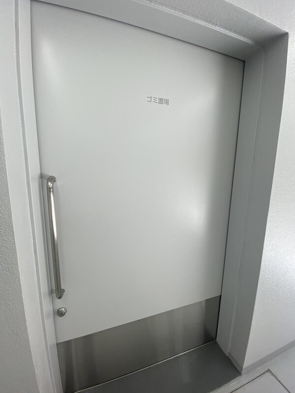 共有部分(ゴミ置き場)