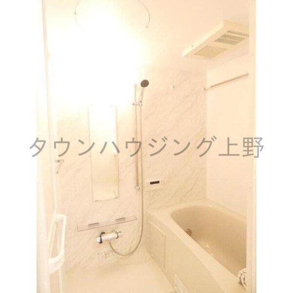 バス／シャワールーム等