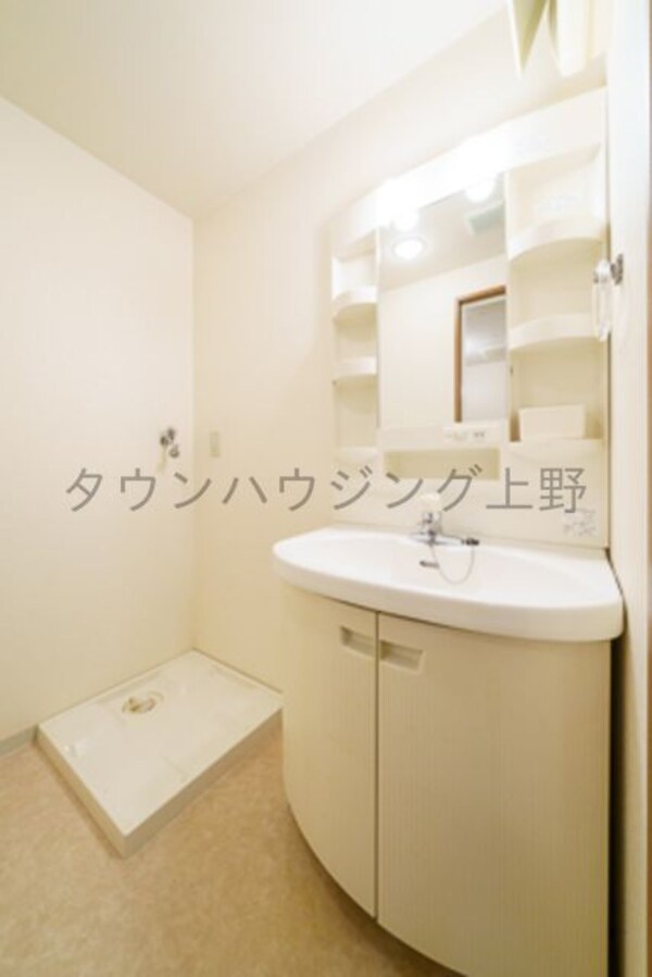 洗面(※写真は同タイプ住戸です。)