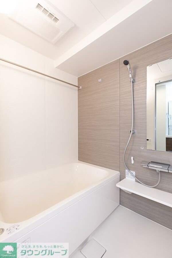 バス／シャワールーム等(※写真は同タイプ住戸です。)