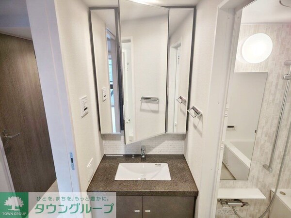 洗面(※写真は同タイプの住戸です。)