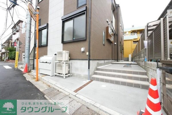 エントランス(エントランス)
