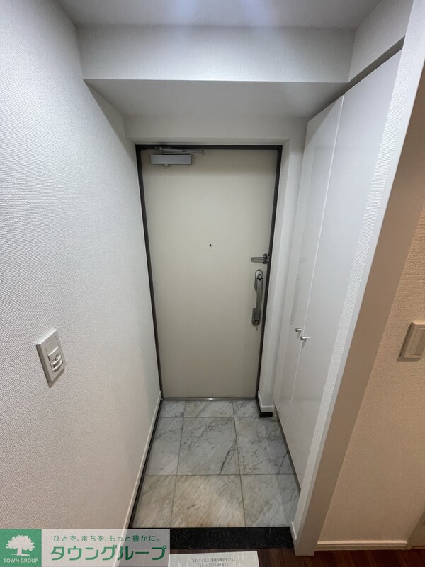 玄関(玄関)