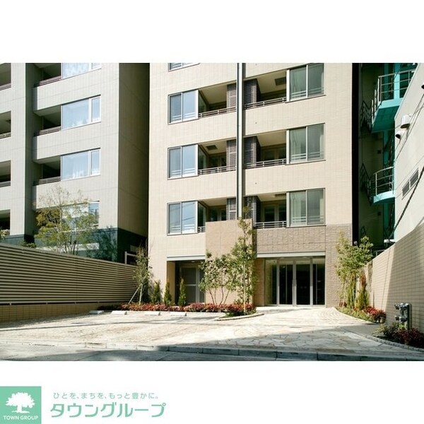エントランス(お問合せは(株)タウンハウジングレジデンス事業部【03-…)
