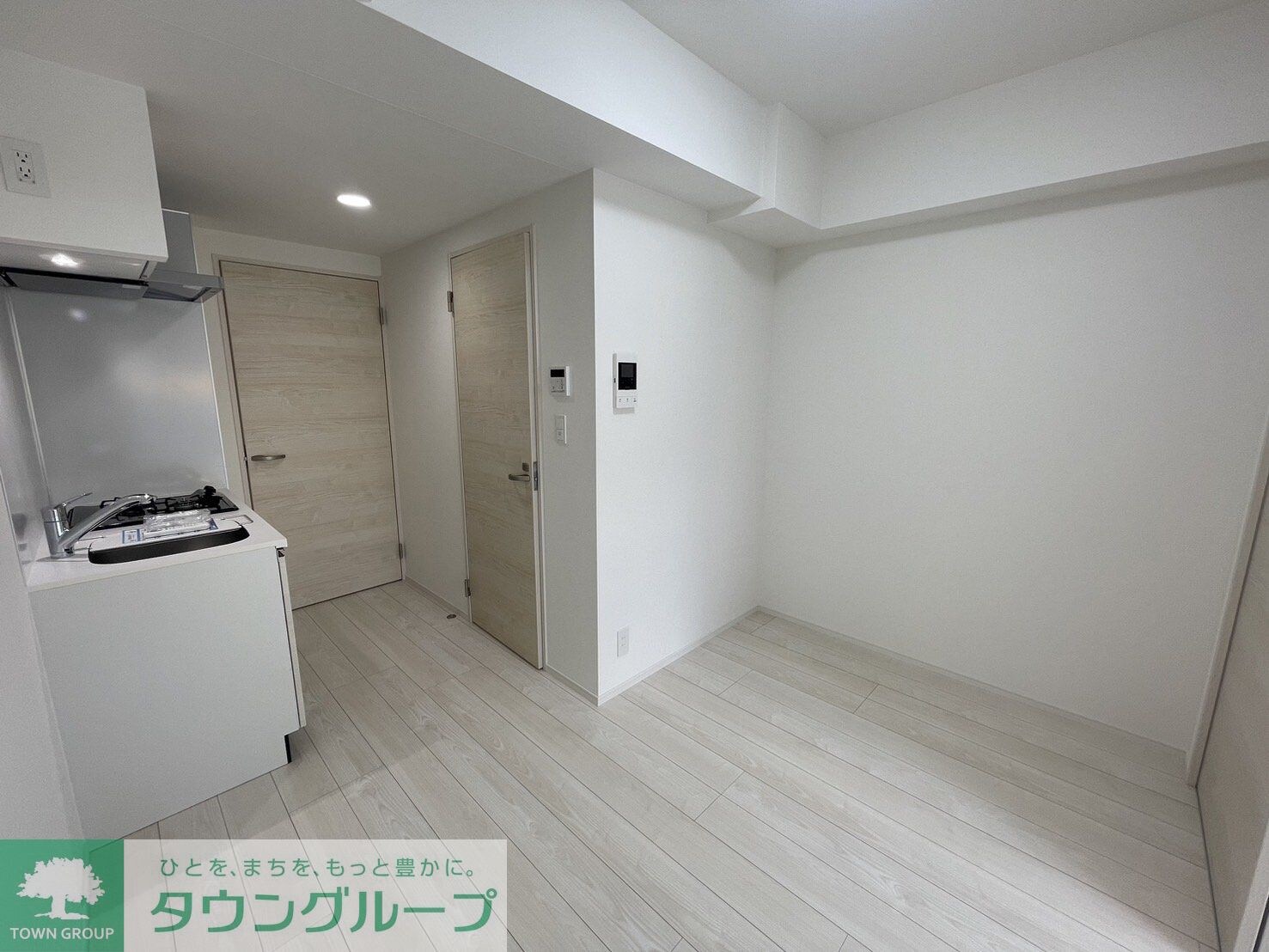 物件内観写真2　(リビング/居室)