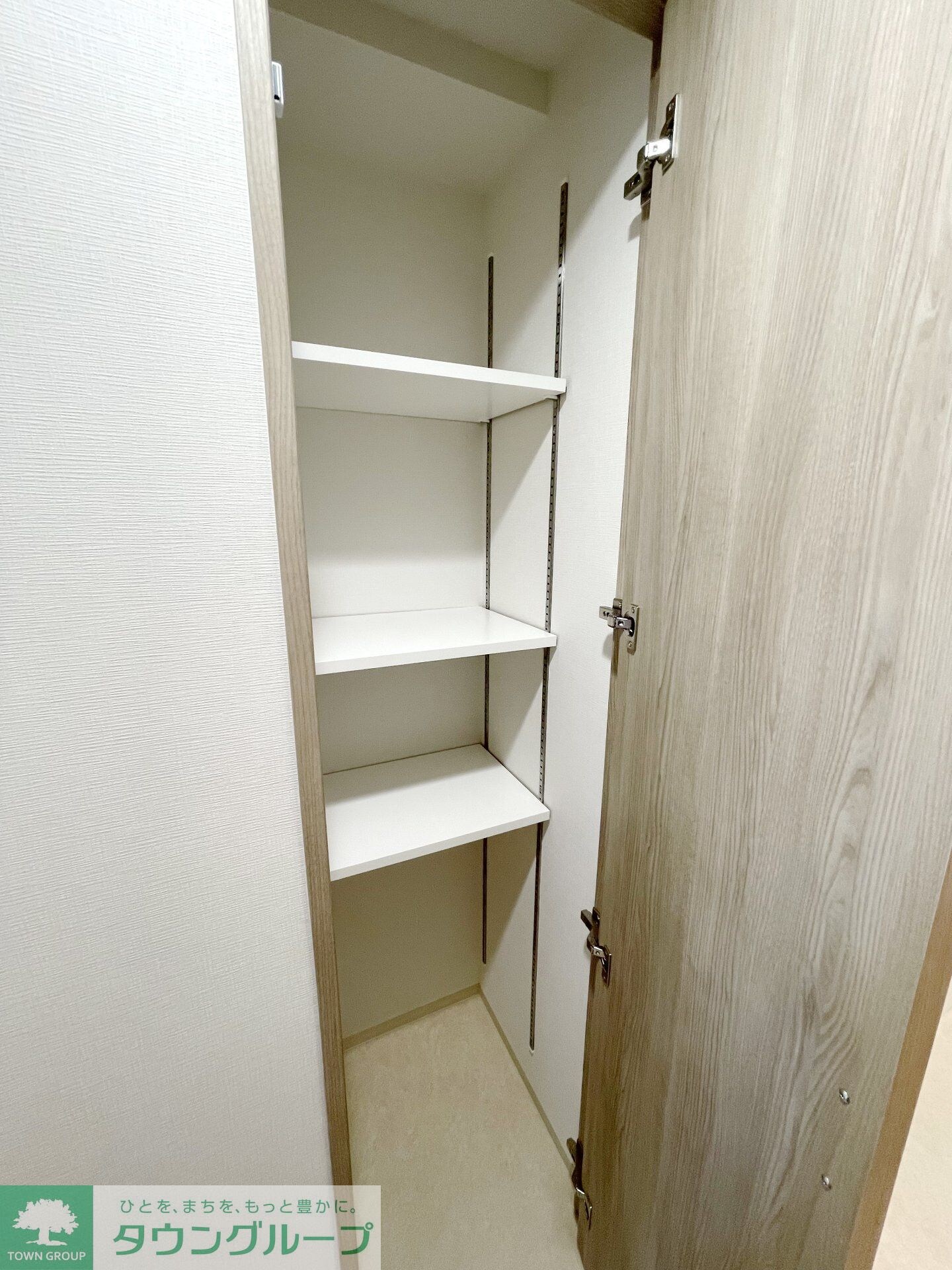 物件内観写真9　(収納)