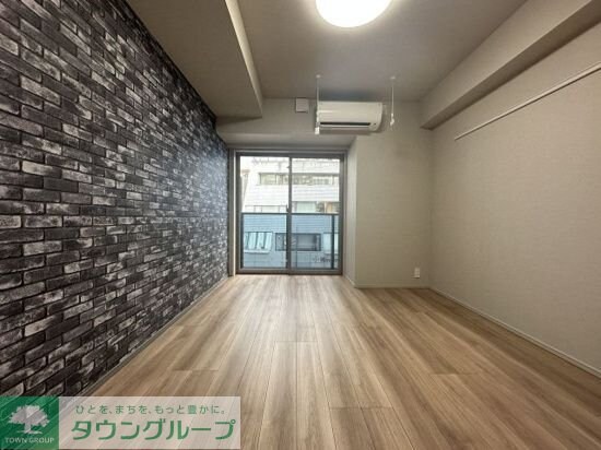 物件内観写真2　(エントランス)