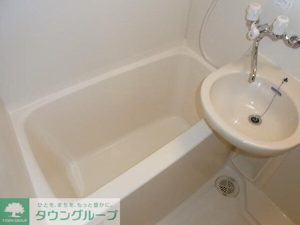 洗面(バス／シャワールーム等)