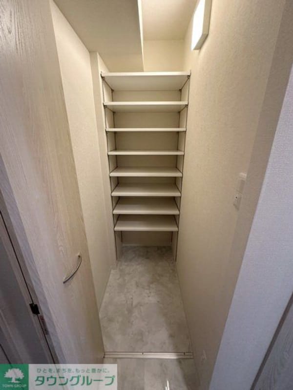 玄関(玄関)