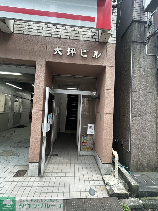エントランス(エントランス)