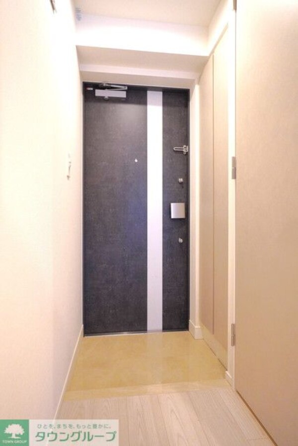 玄関(※写真は同タイプ住戸です。)