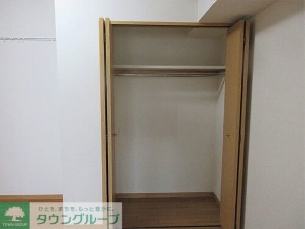 収納(洋室約5.2畳　クロゼット)