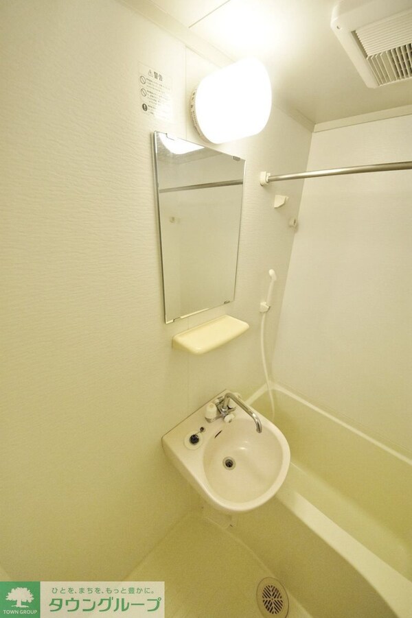 洗面(バス／シャワールーム等)