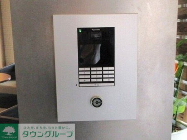 その他(オートロック　※2023年7月撮影)