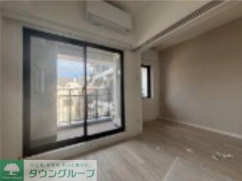 物件内観写真2　(リビング/居室)