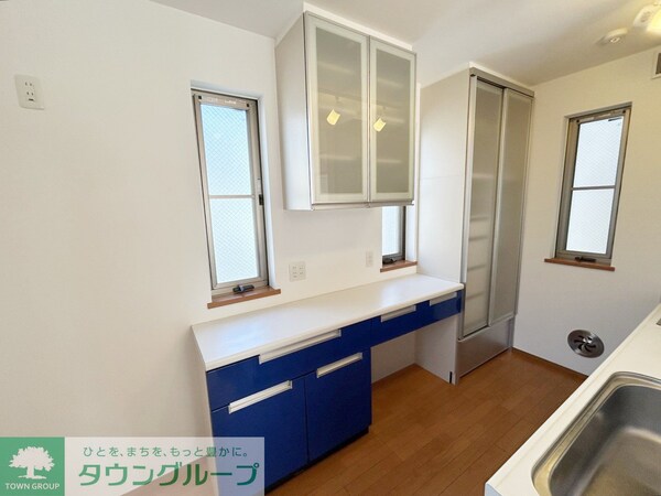 収納(カップボード)